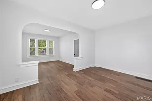 5803 S Kings Highway Blvd, Saint Louis, MO 63109 - Photo 7