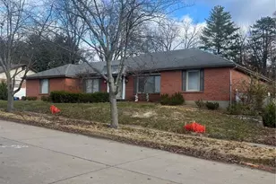 14227 Kinderhook Dr, Chesterfield, MO 63017 - Photo 3