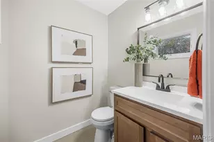 540 Hickory Hollow Ln, Kirkwood, MO 63122 - Photo 17