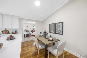 540 Hickory Hollow Ln, Kirkwood, MO 63122 - Photo 11