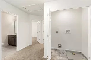 12240 Louiselle Park Dr, Maryland Heights, MO 63146 - Photo 13