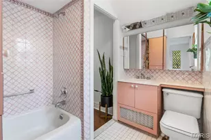 27 Ridgemoor Dr, Saint Louis, MO 63105 - Photo 33