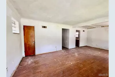 4418 Dryden Avenue, Saint Louis, MO 63115 - Photo 9