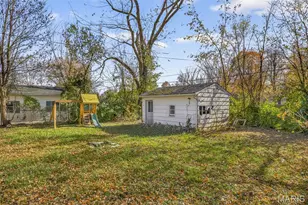 210 Hickory St, Farmington, MO 63640 - Photo 5