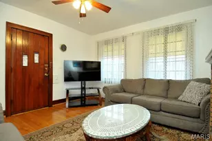 6414 West Ct, Saint Louis, MO 63116 - Photo 5