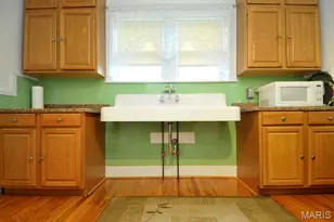 6414 West Ct, Saint Louis, MO 63116 - Photo 11