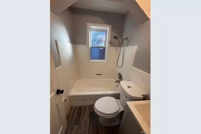 10053 Diamond Drive, Riverview, MO 63137 - Photo 21