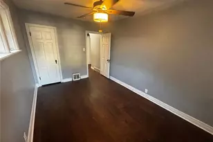 10053 Diamond Dr, Riverview, MO 63137 - Photo 11