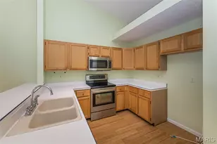1 Warshire Ct, O'Fallon, MO 63366 - Photo 7