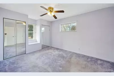 9720 Grantview Drive, Saint Louis, MO 63123 - Photo 11