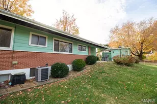 2385 Palomino Ln, Florissant, MO 63033 - Photo 21