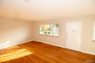 2385 Palomino Ln, Florissant, MO 63033 - Photo 5