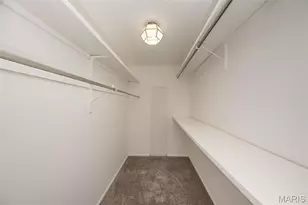 10381 Oxford Hill Dr, Saint Louis, MO 63146 - Photo 19