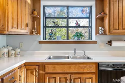 2075 Meaghan Lane, Pacific, MO 63069 - Photo 17