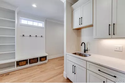 1041 N Bompart Avenue, Webster Groves, MO 63119 - Photo 25