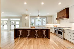 1041 N Bompart Ave, Webster Groves, MO 63119 - Photo 3