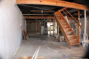 17 Deeker Ln, New Florence, MO 63363 - Photo 33