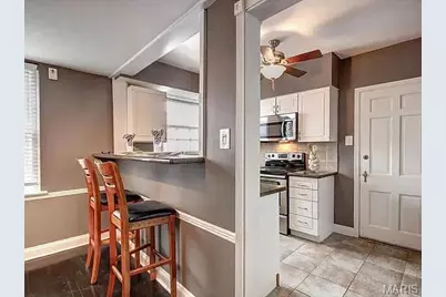 925 S Hanley Road #F, Saint Louis, MO 63105 - Photo 11