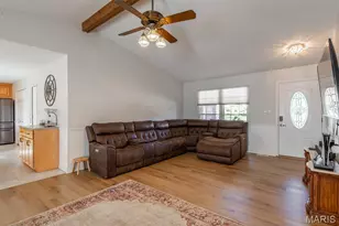 7012 Chalkstone Rd, Oakville, MO 63129 - Photo 5