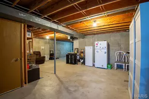 7012 Chalkstone Rd, Oakville, MO 63129 - Photo 39