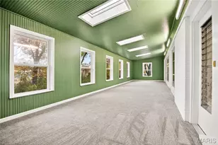 10067 Springwood Dr, Ladue, MO 63124 - Photo 13