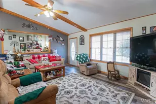 203 W Lehnhoff Dr, New Melle, MO 65013 - Photo 25