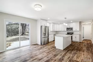 6904 Frostview Ln, Hazelwood, MO 63042 - Photo 11