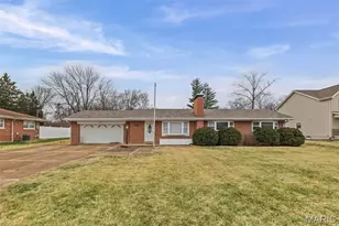 10617 Twilight Dr, Saint Louis, MO 63128 - Photo 1