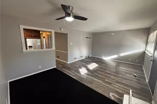 10555 Gourock Dr, Riverview, MO 63137 - Photo 7