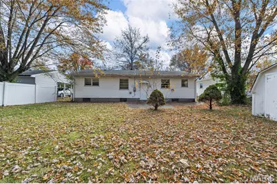 17 Glynn Drive, Florissant, MO 63031 - Photo 9