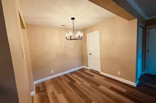 1445 Whispering Creek Dr, Ballwin, MO 63021 - Photo 9