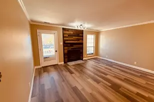 1445 Whispering Creek Dr, Ballwin, MO 63021 - Photo 3