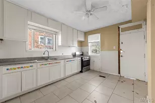 8738 Partridge Ave, Saint Louis, MO 63147 - Photo 5