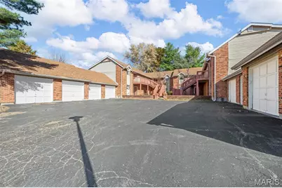 3703 Candlewyck Club Drive #D, Florissant, MO 63034 - Photo 23