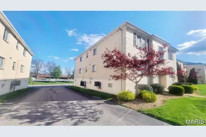 12586 Chardin Place #4, Unincorporated, MO 63128 - Photo 3
