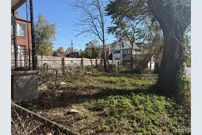 4402 Clarence Avenue, Saint Louis, MO 63115 - Photo 3