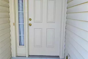 160 New Holland Dr, Chesterfield, MO 63017 - Photo 3