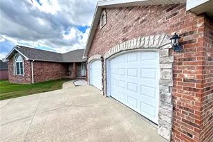 2206 Cherry Blossom Cir Circle, Lebanon, MO 65536 - Photo 69