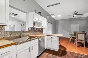 126 Breezy Meadow Ln, Bourbon, MO 65441 - Photo 23