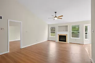 3206 Woodridge Center Pkwy, Oakville, MO 63129 - Photo 13