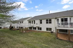 3206 Woodridge Center Pkwy, Oakville, MO 63129 - Photo 41