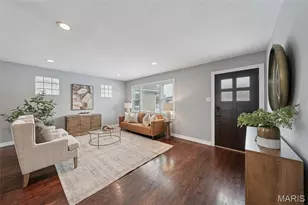 7048 Arcadia Ave, University City, MO 63130 - Photo 5