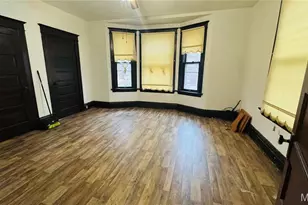 2647 Carson Rd, Saint Louis, MO 63114 - Photo 9