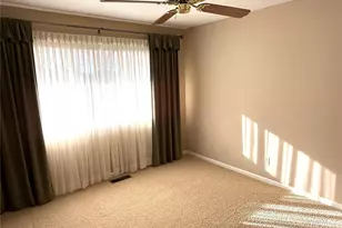 1634 Hobnail Ct, Unincorporated, MO 63146 - Photo 13