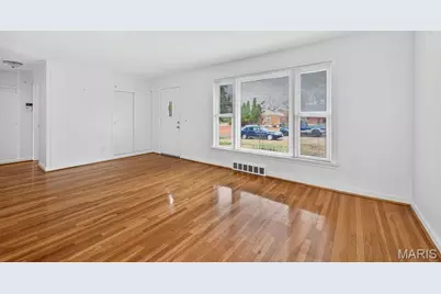 9406 Pattonwood Drive, Saint Louis, MO 63136 - Photo 11