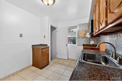 9406 Pattonwood Drive, Saint Louis, MO 63136 - Photo 17