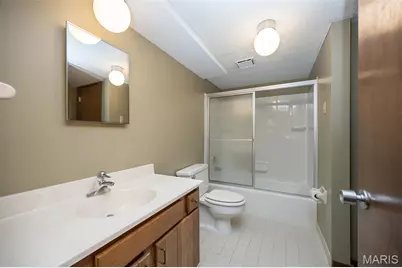 1673 Frontenac Woods Lane, Frontenac, MO 63131 - Photo 25