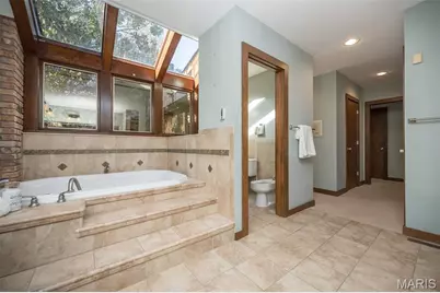 1673 Frontenac Woods Lane, Frontenac, MO 63131 - Photo 19