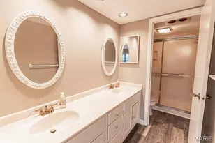 590 Sarah Ln, Creve Coeur, MO 63141 - Photo 17