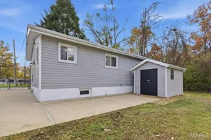 689 Conover Ln, Saint Louis, MO 63126 - Photo 35